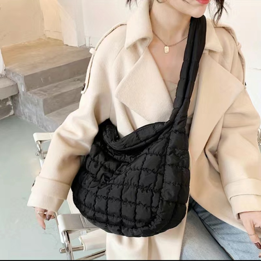 Puffer Quilted Crossbody Bag Cloud Shoulder Bag Trendy Padded Nylon Hobo Bag
